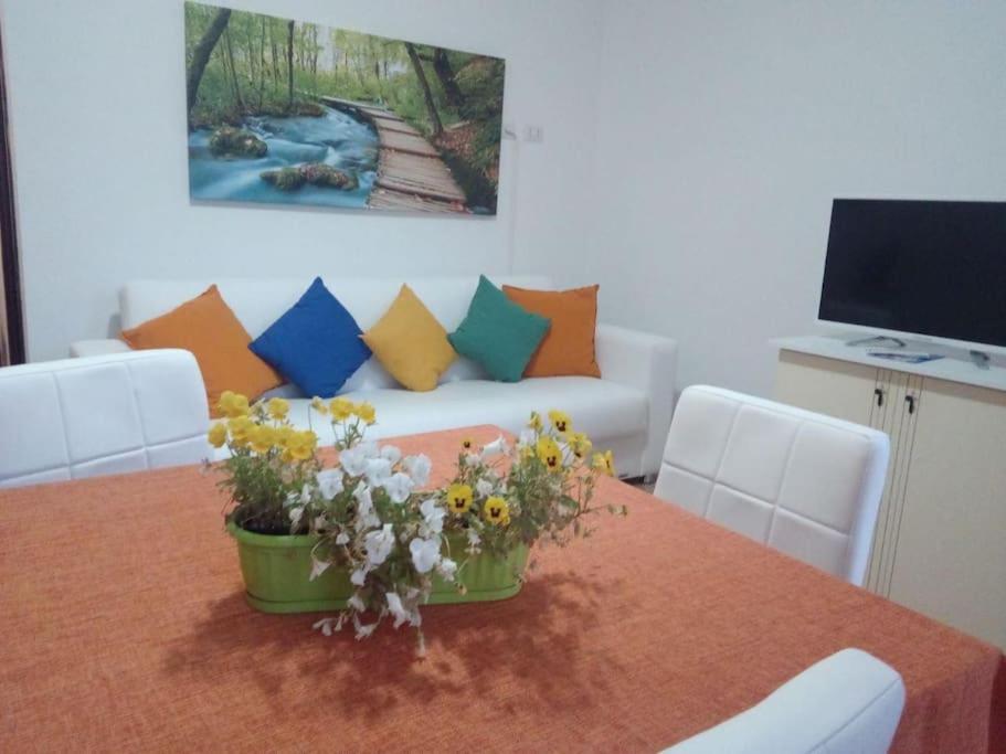 شقة Casa Di Cristina فيوميتشينو المظهر الخارجي الصورة